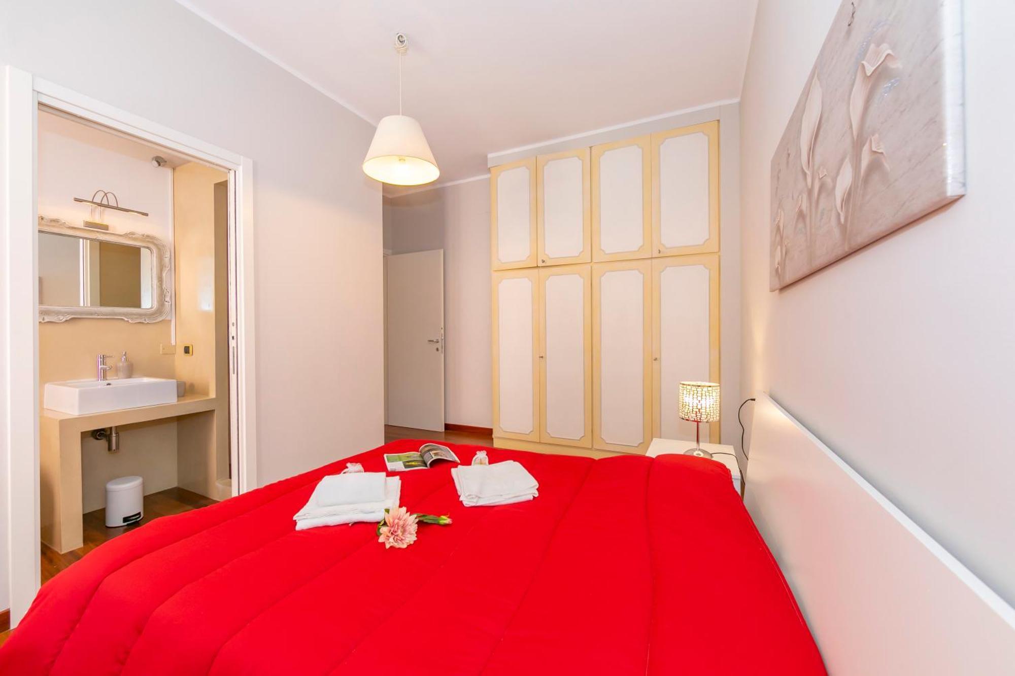 Appartamento Il Golfo Lake View - Happy Rentals ラヴェーノ エクステリア 写真